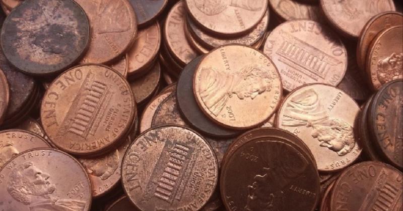 В Сполучених Штатах на аукціоні були продані останні виготовлені пенні за небувалі 16,7 мільйона доларів.