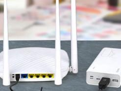 Як організувати стабільний доступ до інтернету: підключаємо Wi-Fi маршрутизатор до портативного акумулятора.