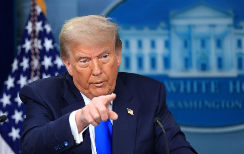 Скандал навколо редагування виступу Трампа: BBC принесла вибачення, проте фінансових компенсацій не буде.