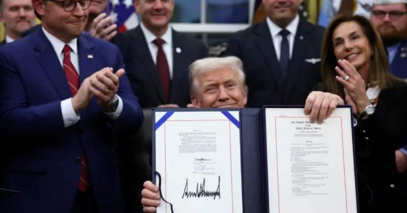 Чому завершення шатдауну в США виявилося невигідним для демократів і які перспективи їх чекають у майбутньому?