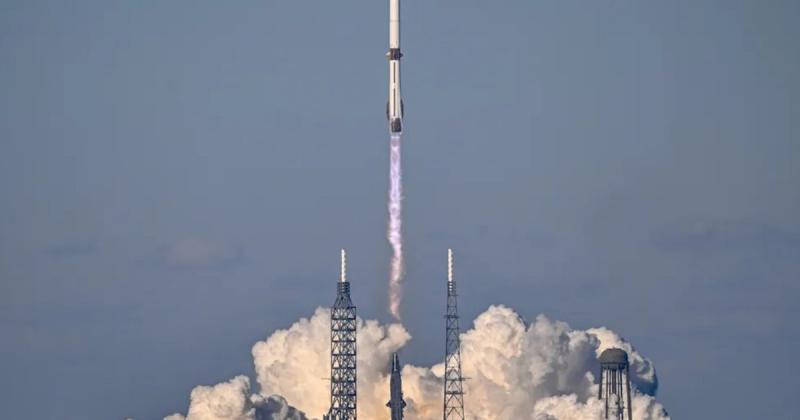 Перший за п’ять років космічний рейс NASA на Марс: ракета New Glenn вперше здійснила зворотний політ (відео)