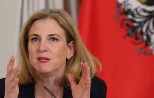 Міністр закордонних справ Австрії виступила з закликом до термінового припинення вогню після ракетного удару Росії по Тернополю.