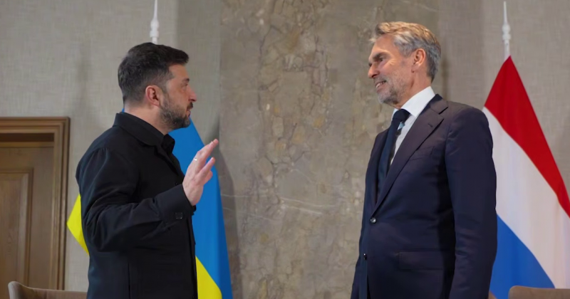 Зеленський щодо переговорів: поки що неясно, чи будуть терміни дії гарантій безпеки обмеженими.