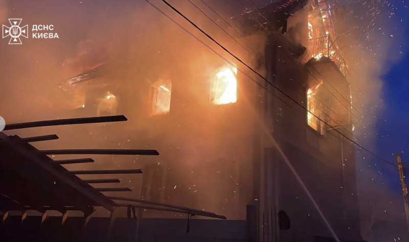 Внаслідок російського нападу близько 500 тисяч домогосподарств у Києві залишилися без електрики - Прямий.