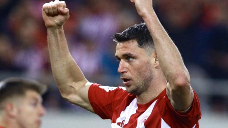 Ліон завершив угоду по трансферу форварда національної команди України.