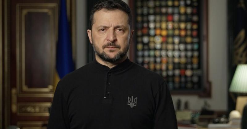 Президент України Володимир Зеленський повідомив, що Російська Федерація здійснила атаки на аеропорти в Жулянах та Борисполі вперше за тривалий період.